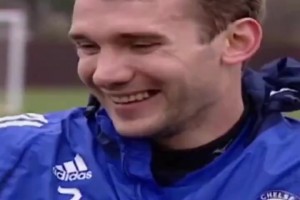 馬拉多納造訪切爾西影像，這就是球王的人格魅力！