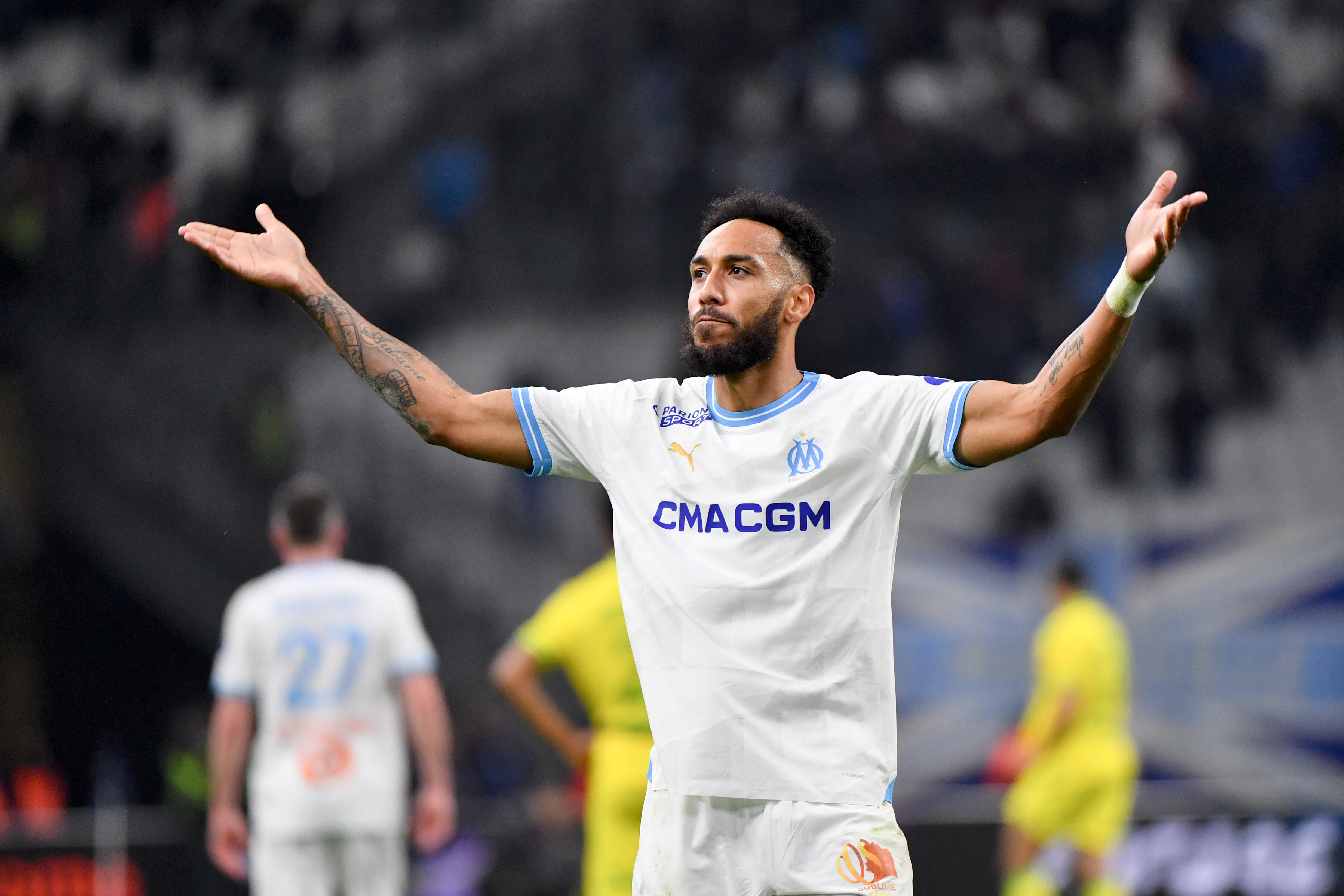 奧巴梅揚(yáng):我有許多頂級隊(duì)友,讓我完全忘記了自己的年齡