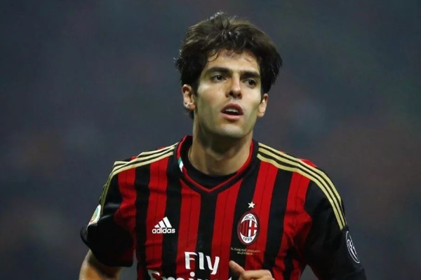 卡卡退役后去干什么了？